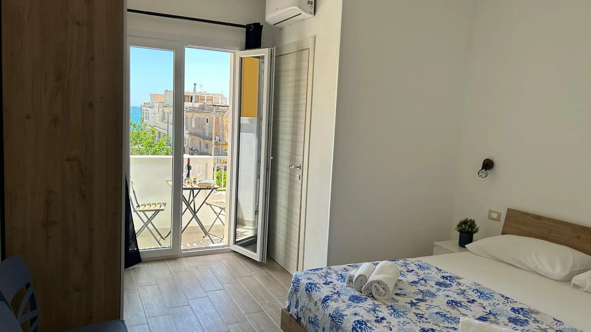 Holiday home Blue Space 50 Meters From The Sandy Beach, Parking & Wifi Avola Italy